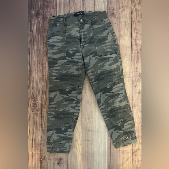 Cutest Cami Utility Jeans by Express - Picture 1 of 3